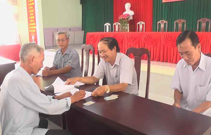 Thạnh Trị: Hỗ trợ tiền cho hộ dân bị ảnh hưởng do thiên tai
